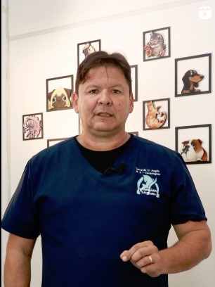 Dr. Leonardo D’Angelo – CRMV-MG 12096